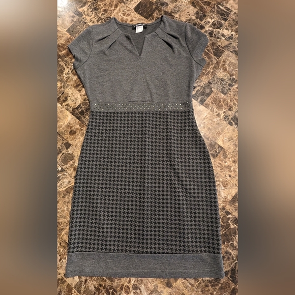 5/%25 VENUS Dress with Bedazzled Waist Line - Picture 3 of 10